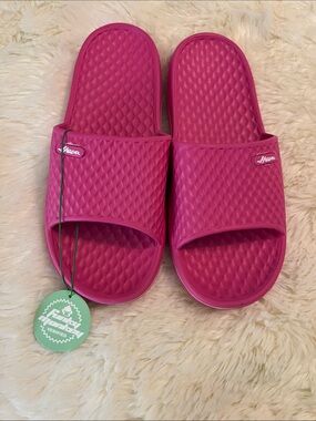 Havaianas Pink Slide Sandals size 10